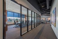 Kundenspezifisches modernes Büro verteilt,/solider Beweis-doppelverglaste Trennwand mit Vorhängen