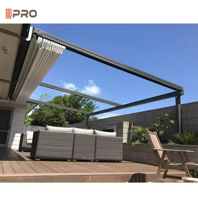 Aluminiumrahmen für den Außenbereich Pvc-Strahler Sonnenschirm wasserdicht einziehbares Dach Trahler Pergola